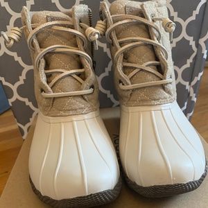 Sperry Saltwater Duck Boots size 8